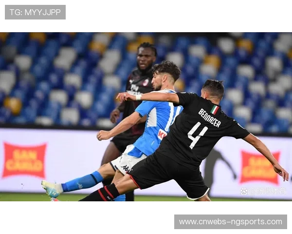 那不勒斯主场2-2战平罗马,马伦传射建功难阻平局 那不勒斯主场2-2战平罗马,马伦传射建功难阻平局